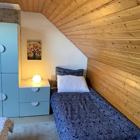 Cozy Little Townhouse With Charm Vakantiehuis